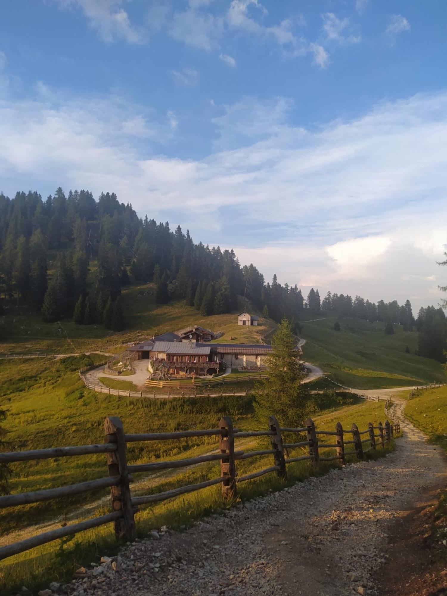 Casa Zucol Appartement Sarnonico Buitenkant foto